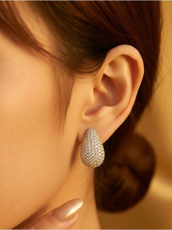 Jewels by Sunaina Jewelry - Sunaina Teardrop Earrings Silver